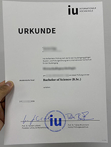 IU Internationale Hochschule Urkunde
